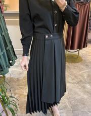 ceremony plisoley ve pilikaşe detaylı gold düğmeli etek siyah 3