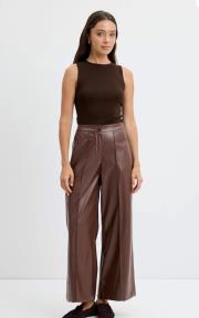 kadriye baştürk yüksek bel nervür dikişli deri pantolon kahve 2