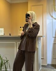 ghisa kolları ve pantolonu ip geçirme detaylı takım kahve 2