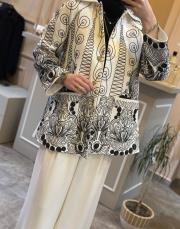 ghisa işlemeli ceket ekru 3