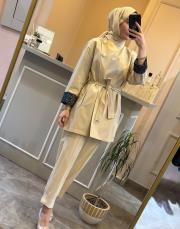 ghisa önden düğme detaylı kolları desenli trenç bej 3