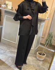 ghisa kolları ve yakası fırfır detaylı takım siyah 4