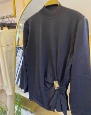 ghisa yandan broşlu triko bluz siyah