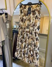 sentez şifon desenli kırıştırma etek bej çiçek